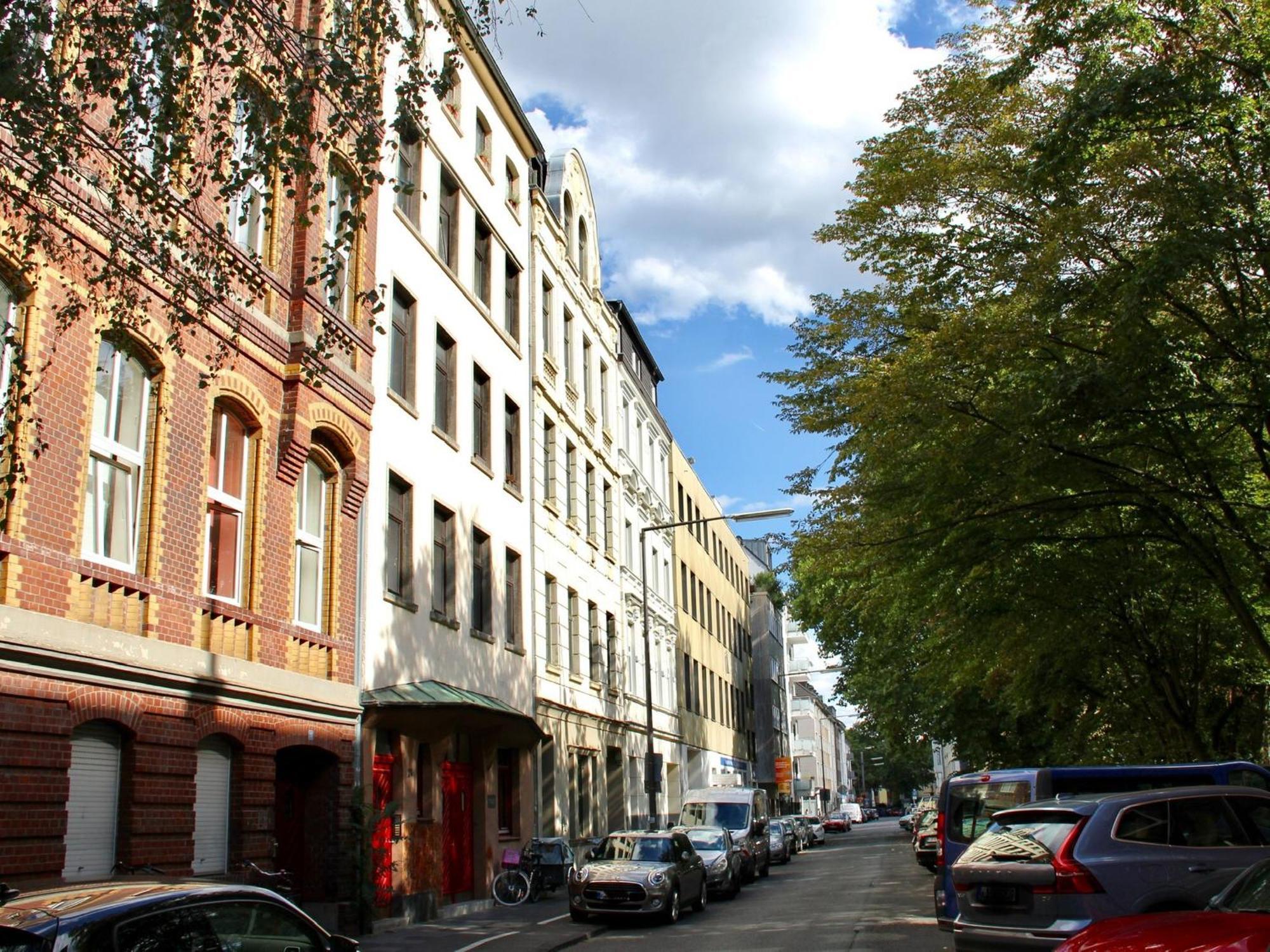 Ata Omo Köln